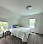 New! Tasteful, fresh 3BR on quiet street in Calumet Hotel dekat Laurium Manor Mansion Tour