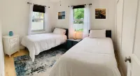 Beautiful 2 - Bedroom Rental Unit near the Beach