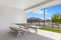 Newly Built Luxury Modern Home