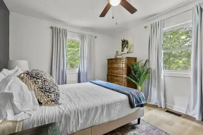 Location is a golfer's paradise and less than 10min from downtown Pinehurst! Hotels near Hyland Golf Club