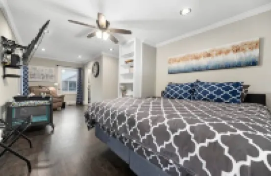 Large “Maple Cottage” in Beautiful Gastonia Area