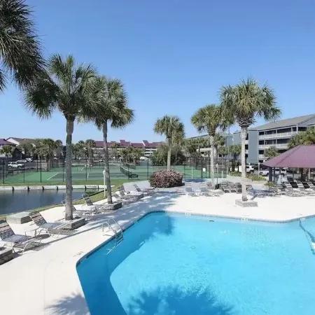 Amazing Sunset Views of Folly River! Close to Folly Beach & Downtown Charleston.