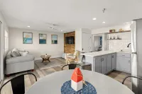 • Oceanside condo ON Hampton Beach •