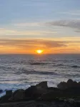 Oceanfront Oasis, Sunsets & Crashing Waves Hotels in Moss Beach