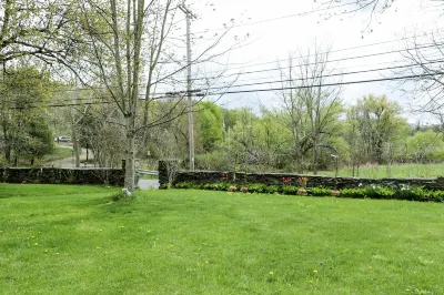 Restored Farm House in quaint Hudson Valley Town of Red Hook, Dutchess County
