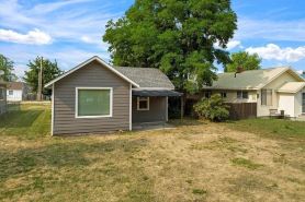 Cozy Cowboy Cabin in Polson: Historic Charm, Modern Comfort Near Flathead Lake