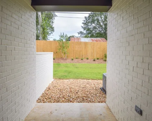 New  3BR/3.5BA condo 1.2 miles from MSU and 1.9 miles from the Cotton District! 斯塔克維爾住宿飯店