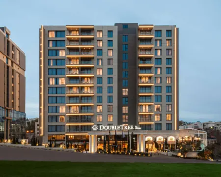 Doubletree by Hilton Amman Hotel & Residences Hoteles en Ammán