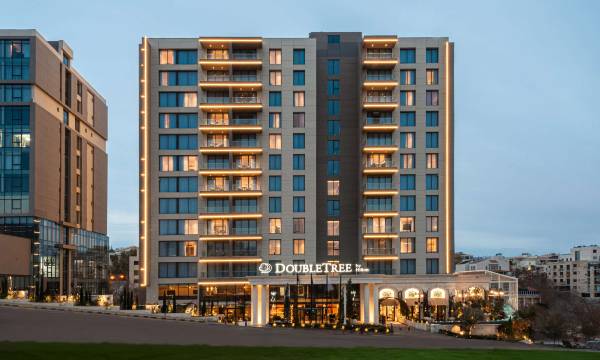 Doubletree by Hilton Amman Hotel & Residences