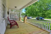 Craftsman charm King Bedroom Private Condo Unit walk to hospital &  capitol