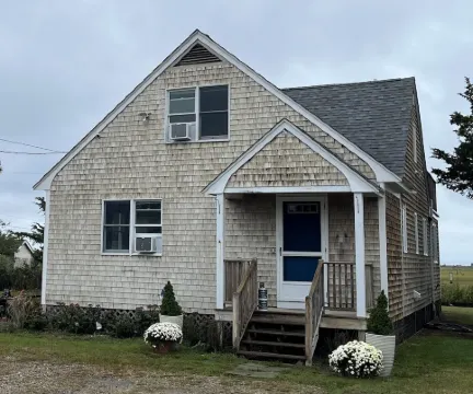 Seaside Coastal Escape 🌊 Hotels in Marshfield