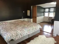 Spacious 1-Bedroom Apt, Large Bath, Kitchenette in Livingston, MT Neighborhood Hotels near K Potter Fine Art