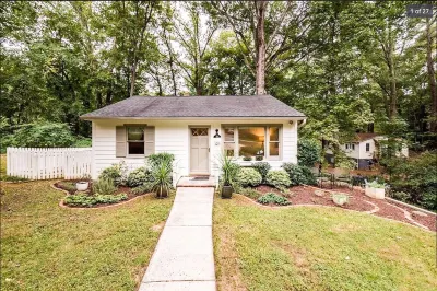 UNC Cottage- near Univ/Hospital, YMCA, Franklin St