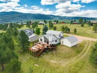 NEW Listing - Modern Mountain Family Retreat, Golf course, Trails, Skiing++ - Fitnessstudio