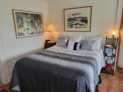Sir Richards Waterbury Stowe Lake View Escape - Ski - Kayak -  Privacy