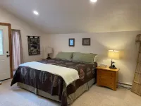 Cozy Mountain Retreat