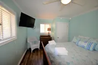 Spacious 2 bedroom apartment with free parking Hotels near Atlantic Beacon Gallery