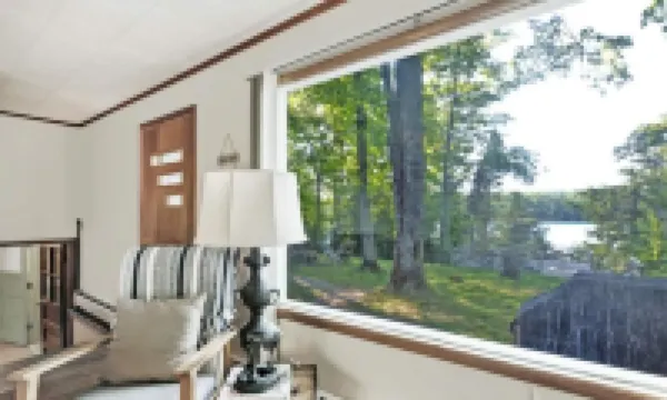 Snowmobile Trails Are Being Groomed and Skiing is Great 艾昂縣住宿飯店