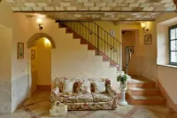 Spacious villa with heated pool, A/C, Wi-Fi, BBQ, al fresco dining, sleep 20