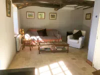 Carnac: Cozy Holiday Home in Carnac – Peaceful, Near Beaches and Menhirs