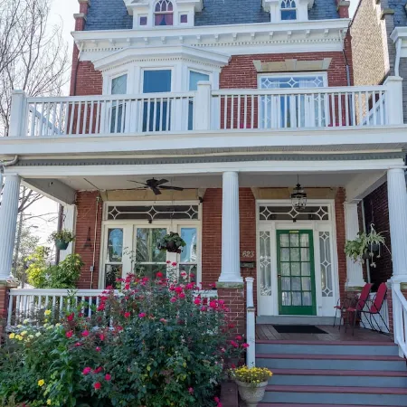 Erin's Oasis in Richmond