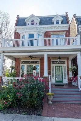 Erin's Oasis in Richmond