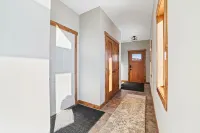 Lax Lake View Retreat