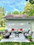 Updated Leelanau home nestled bt Suttons Bay & West Bay, 3 min walk to 2 beaches