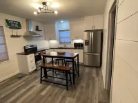 Pet friendly 2/1 home - 1 block to downtown Shiner Hotels in Lavaca County