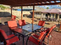 Spacious west el paso 19 minutes from Fort Blss & Airport sleeps 8, pet welcome
