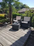 Quiet 1st floor apartment with balcony and patio, 18 km from the sea Hôtels à proximité de : Parc de jeux pour enfants