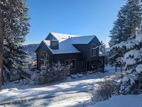 Stay In Evergreen - Denver Mountain Escape