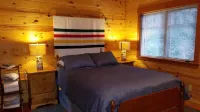 Mckenzie River Cabin at The Log Cabin Inn