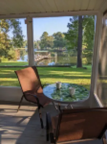 Big Mama's Lakeside Cottage Lake Marion Hotels in Clarendon County