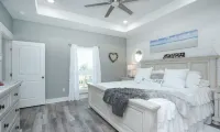 S.S. Esmeralda-Newly built home-3min from beach