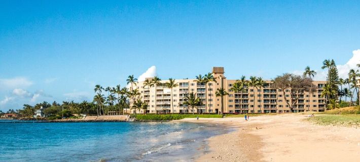 Penthouse - Direct Beach access- Ocean View/ Sunset/ Pool/ Roof-top BBQ Hotels in Kihei