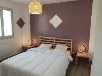 Chaleureuse Maison Neuve, 67m², Cosy, 2chambres, 1km Plage du Lac, 200m Bourg