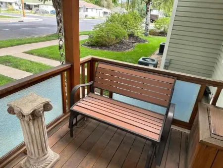 ALL NEW - Clean & Modern! Mountain Garden Oasis!