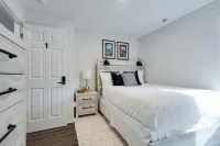 Modern, Spacious Whole Unit Traveler's Home! Hotel in zona Lakeside Park South