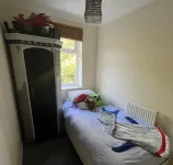 Spacious 3 Bed House in beautiful area of Hampshire