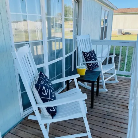 "Beach Break" less than 10 minutes from Lake Texoma and Choctaw Casino