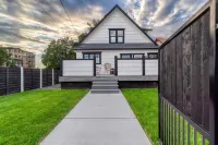 Rose Street Retreat- 2 blocks from downtown- Dog Friendly