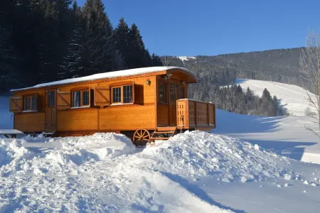 Roulottes a la Ferme sur le Plateau du Vercors