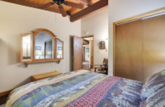 Close to Ski Slopes! Indoor Water Parks & Winter Fun! Lake!