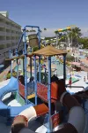 Lulu's NEW WATERFRONT RARE 2 BAL 2 BD, 2 BA, SLEEPS 8-4 DAILY WATER PARK PASSES