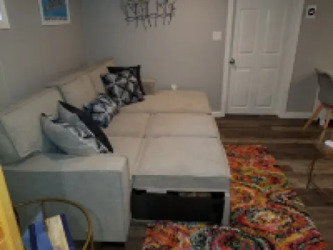 NEW Modern Apartment Near Boston & Harvard Square. Hotels in Watertown