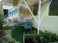 10 minutes walk from the waterfall, bright apartment, pets welcome!