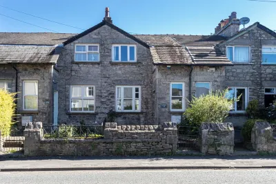NEW! Stylish period cottage near town with log burner, parking, garden.
