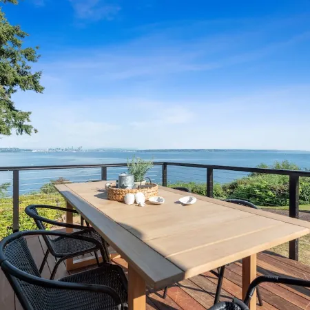 Spectacular waterfront Bainbridge Island Home. Breathtaking views!