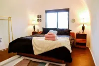 Curlew Earth Home 2BD w/ Valley & Mountain Views